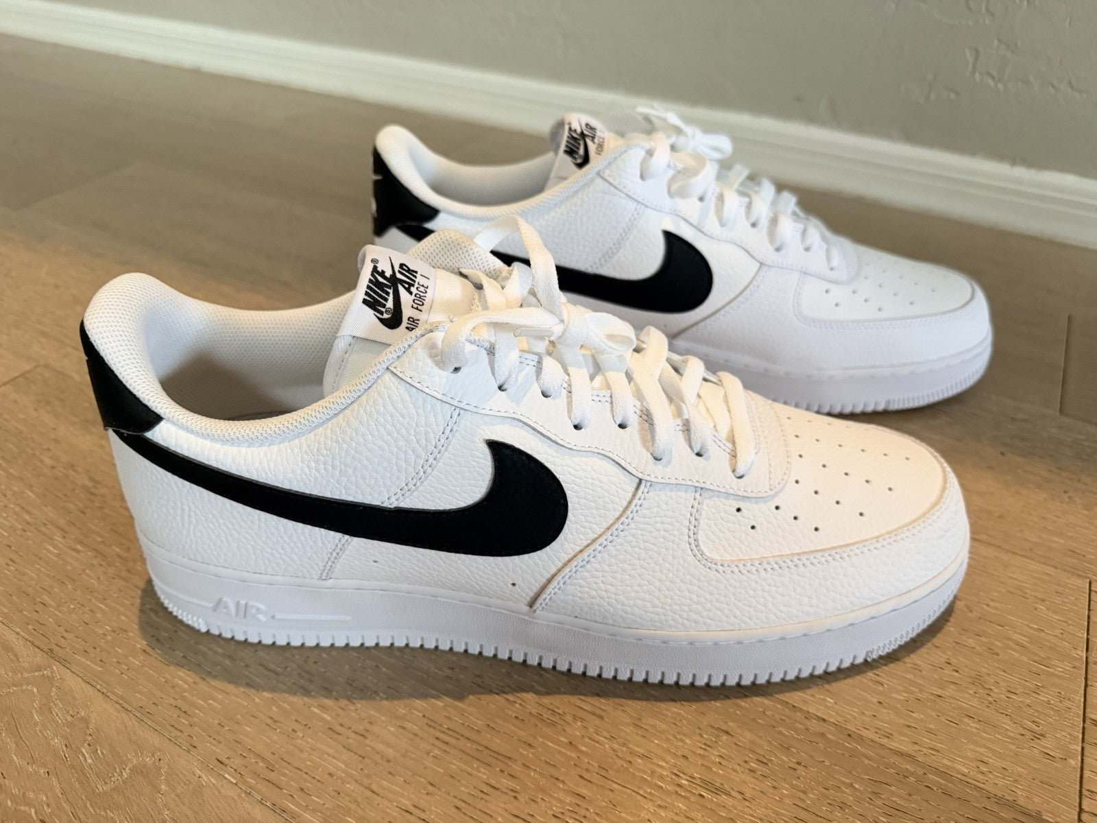 Size 16 - Nike Air Force 1 '07 Low White Black NEW