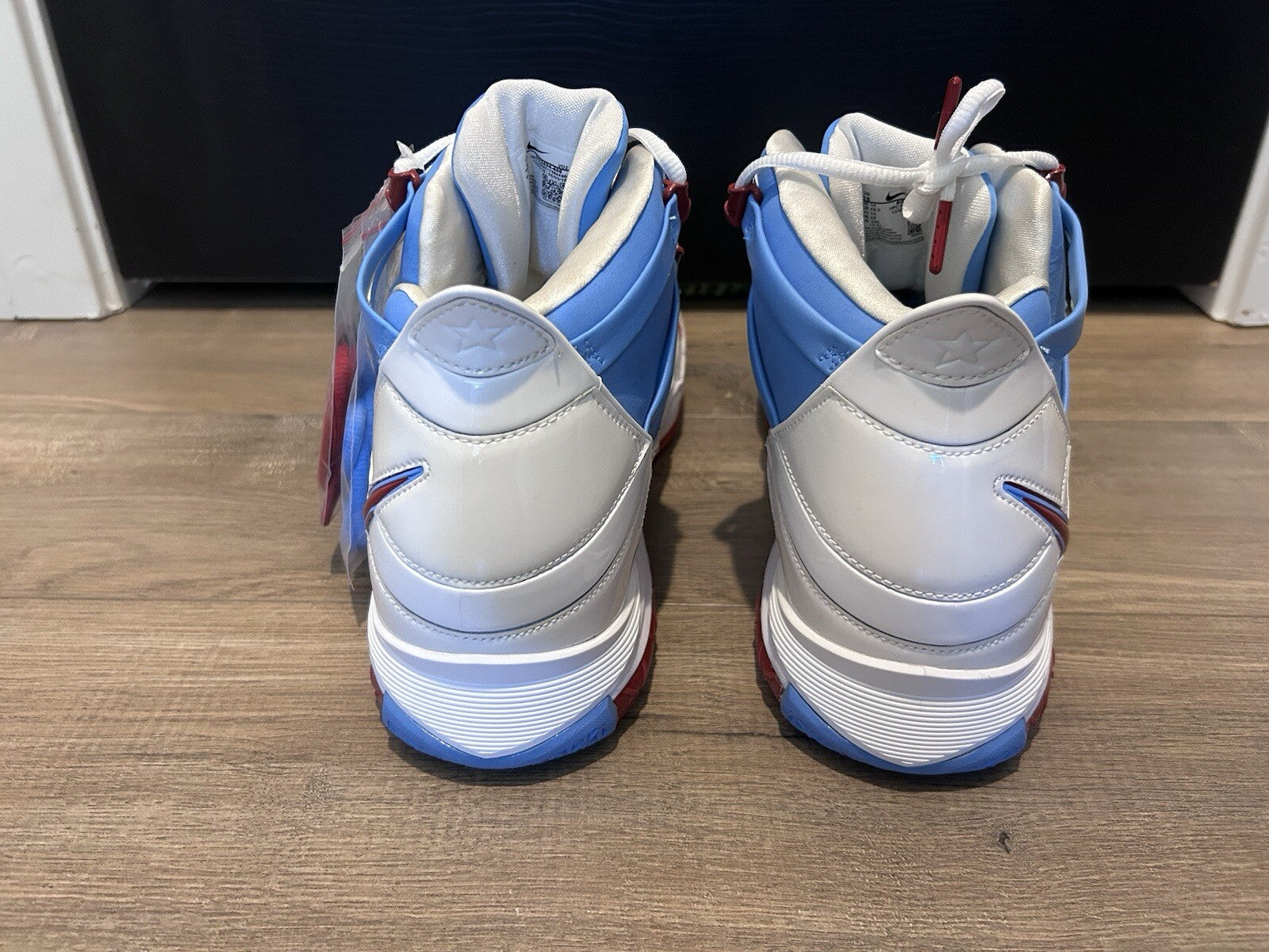 Nike Zoom LeBron 3 Houston Oilers University Blue. Men’s Size 15
