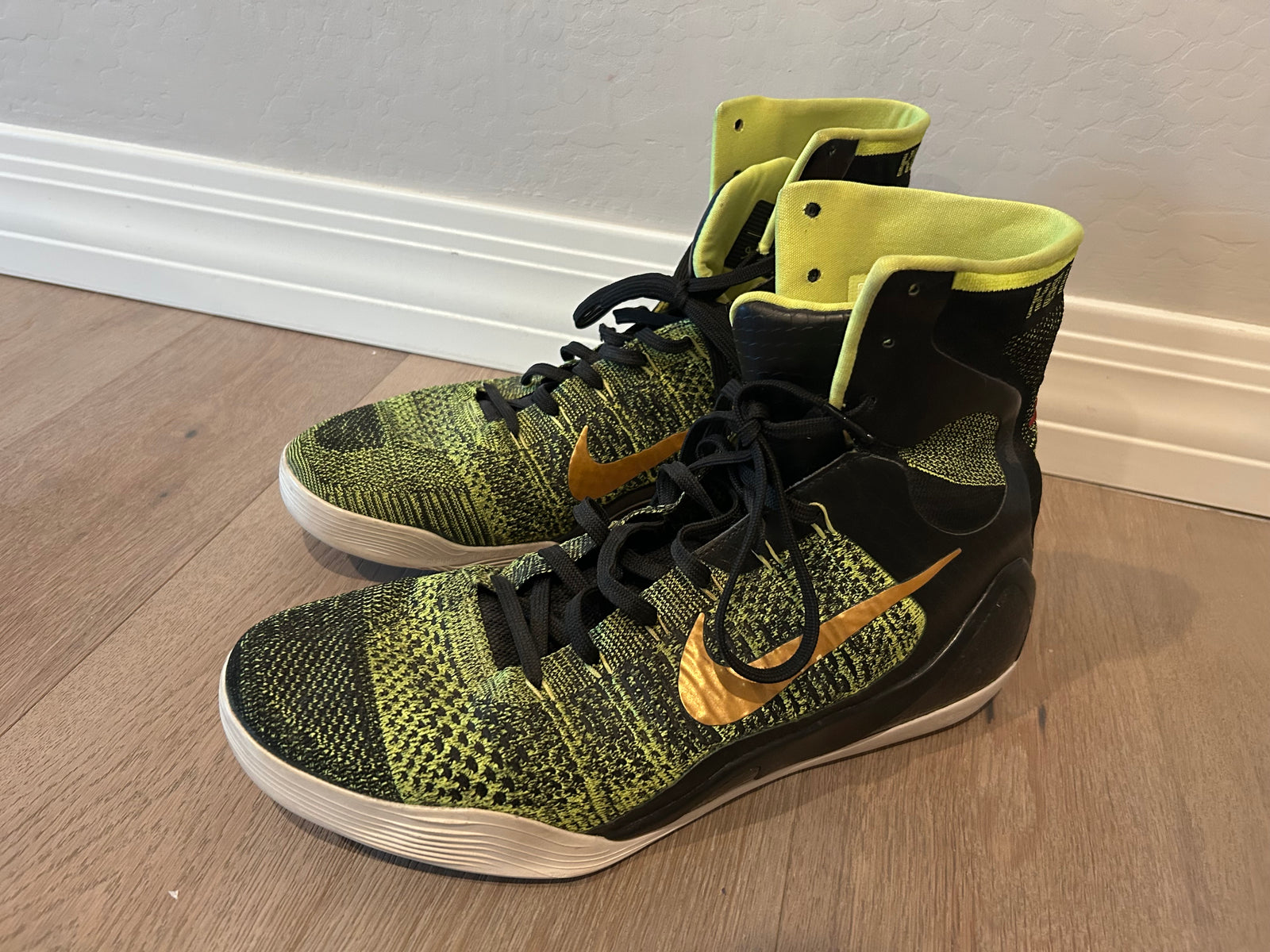 KOBE 9 Elite Victory Size 15