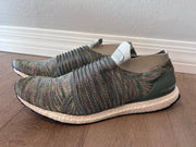 Adidas UltraBoost Laceless Size 17