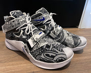 Lebron Soldier 9 LE Freegums - White Size 15