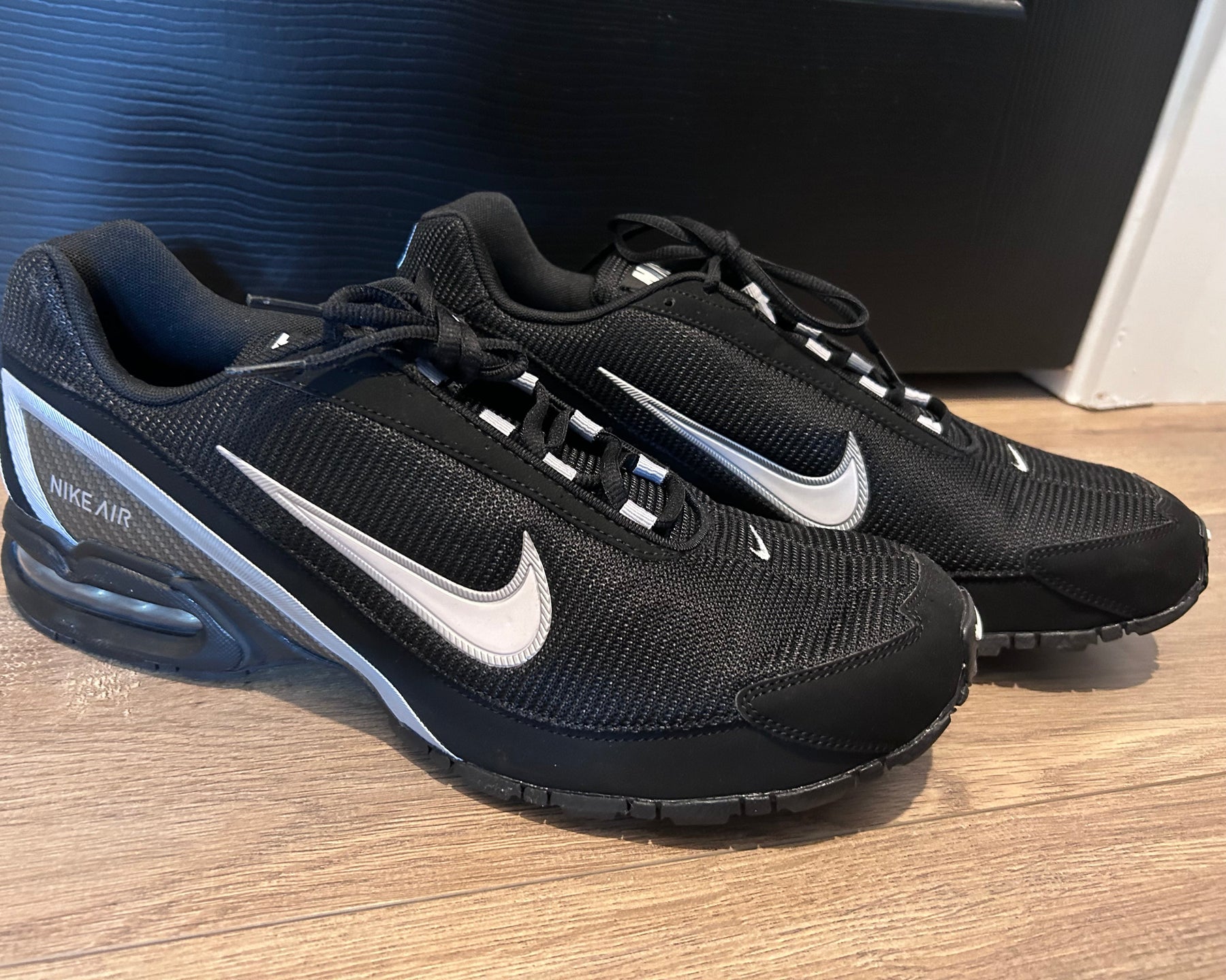Nike AirMax Torch 3