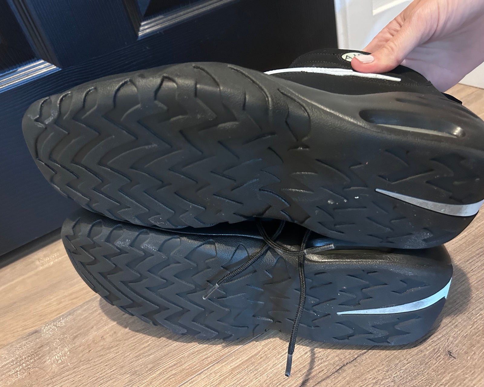 2017 Air Shake Ndestrukt OG Size 15